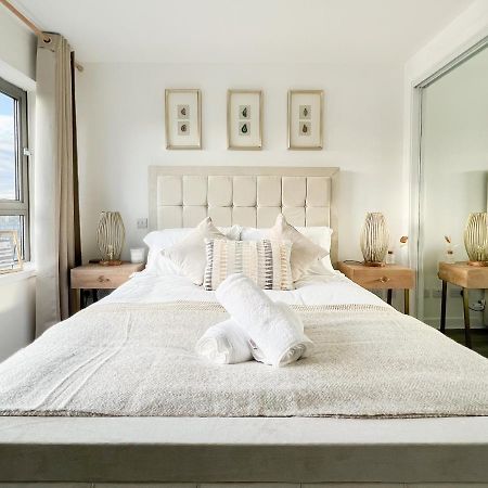 Stunning Riverview City Centre Apartment Glasgow Bagian luar foto